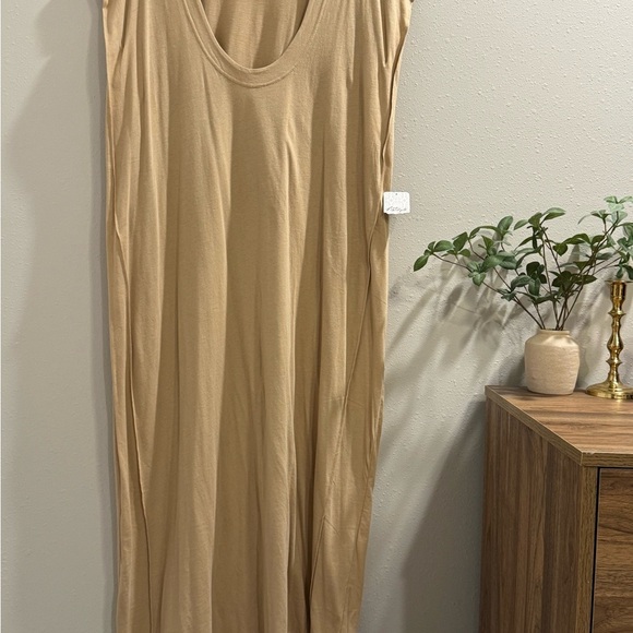 Free People Beach NWT Size Medium Tan Carta Tee Shirt Midi Dress Comfort Boho - Picture 2 of 8